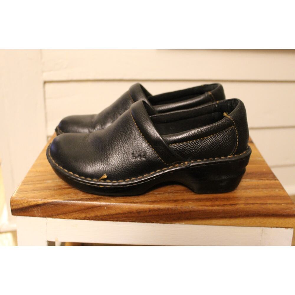 Women's Born BOC Peggy Black Leather Clogs Size 8.5 Mule - Picture 5 of 8